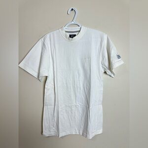 Vintage STARTER Size M White Short Sleeve Men's Tee embroided logo